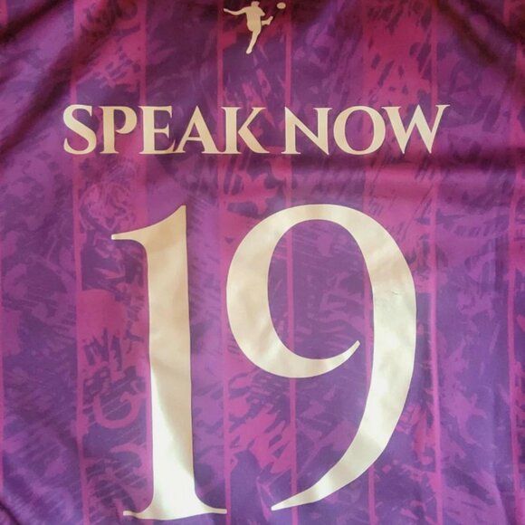 Comma Lamine Yamal Jersey Europes Finest Edition XL #19 Red - Picture 5 of 5